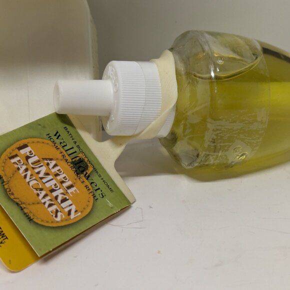 NEW! Gold Glittery Maple Leaf Wallflower Plug w/Apple Pumpkin Pancake ScentBulb - Picture 3 of 6